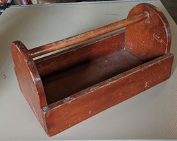 image link-to-wooden-tool-tote-7th-grade-2020-03-29-0204-crop-sf0.jpg